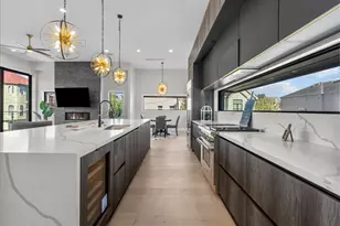 516 Reinerman St, Houston, TX 77007 - Photo 12