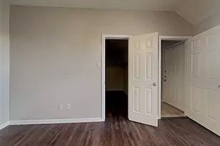 9010 York Hollow Ln, Houston, TX 77044 - Photo 6