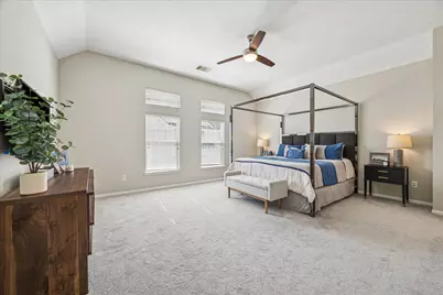 3319 Leading Point Drive, Houston, TX 77091 - Photo 12