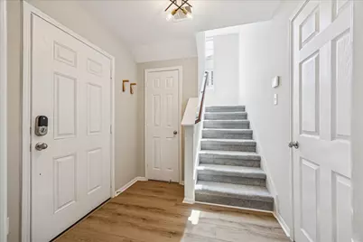 3319 Leading Point Drive, Houston, TX 77091 - Photo 6