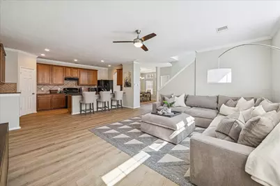 3319 Leading Point Drive, Houston, TX 77091 - Photo 4