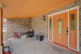 316 Hickman Ln, Angleton, TX 77515 - Photo 38