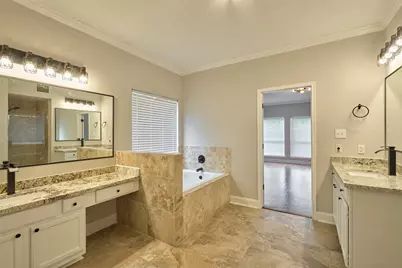 28130 Laura Court, Conroe, TX 77385 - Photo 26