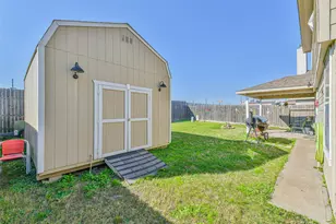 8319 White Pine Ln, Baytown, TX 77523 - Photo 30