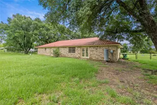 970 Martin Rd, Madisonville, TX 77864 - Photo 32