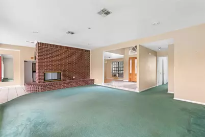 1002 Ransom Street, Anahuac, TX 77514 - Photo 14