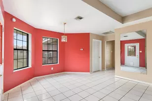 1002 Ransom St, Anahuac, TX 77514 - Photo 16