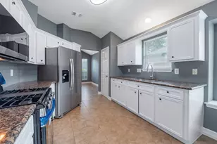 718 St Edwards Green Dr, Houston, TX 77015 - Photo 8