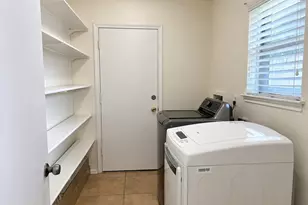 8831 Hendon Ln, Houston, TX 77036 - Photo 22