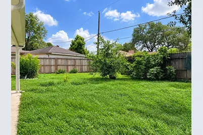 8831 Hendon Ln, Houston, TX 77036 - Photo 28