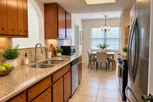 8831 Hendon Ln, Houston, TX 77036 - Photo 8