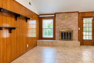 8831 Hendon Ln, Houston, TX 77036 - Photo 4