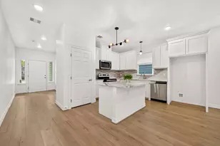 716 Zoe St, Houston, TX 77020 - Photo 4