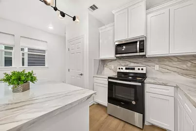 716 Zoe Street, Houston, TX 77020 - Photo 6