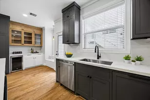 217 W 24th St, Houston, TX 77008 - Photo 16