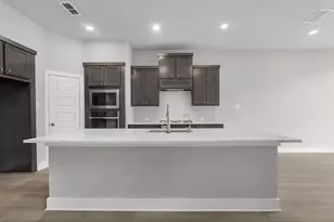 22607 Ruby Frst Rd, Tomball, TX 77377 - Photo 2