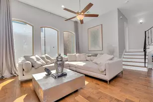 4962 Edison Park Ln, Houston, TX 77081 - Photo 12