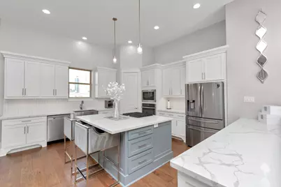 4962 Edison Park Lane, Houston, TX 77081 - Photo 8