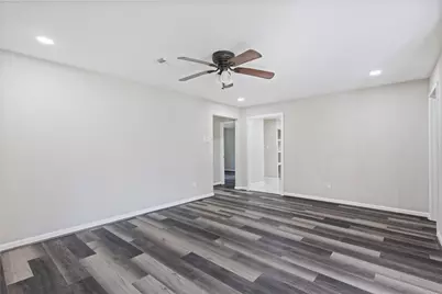 10613 Chadwick Street, Houston, TX 77029 - Photo 10