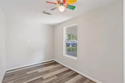 10613 Chadwick Street, Houston, TX 77029 - Photo 26