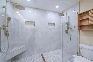 3812 Amanda Dr, Dickinson, TX 77539 - Photo 4