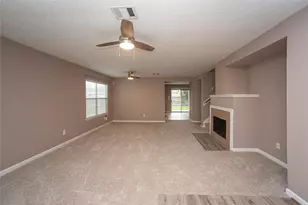 29314 Legends Bluff Dr, Spring, TX 77386 - Photo 4