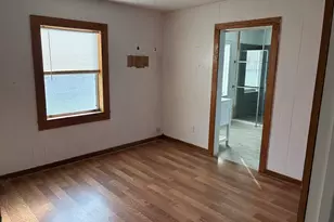 104 Draper St, Columbus, TX 78934 - Photo 10