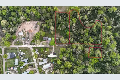 13170 Creekwood Ln, Conroe, TX 77306 - Photo 2