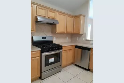 16914 Great Oaks Glen Drive, Houston, TX 77083 - Photo 8