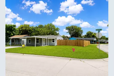 2307 Windsor Lane, Pasadena, TX 77506 - Photo 2