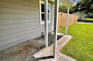 2307 Windsor Ln, Pasadena, TX 77506 - Photo 6