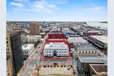 2102 Mechanic Street #305, Galveston, TX 77550 - Photo 4