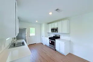 19591 Manduca Dr, New Caney, TX 77357 - Photo 14