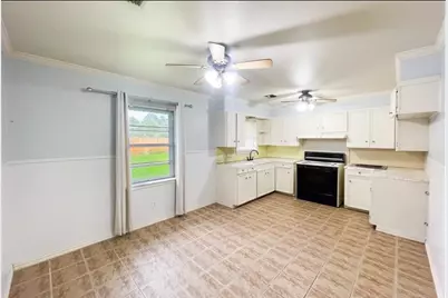 611 Frankie, Wharton, TX 77488 - Photo 6