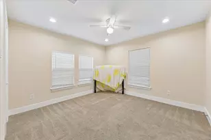 216 E 32nd St, Houston, TX 77018 - Photo 18