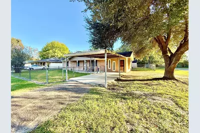 310 Ida Circle, Vidor, TX 77662 - Photo 2