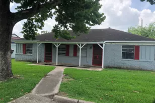 4223 Rockingham St, Houston, TX 77051 - Photo 1