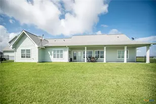 105 Redfish Dr, Port Lavaca, TX 77979 - Photo 8