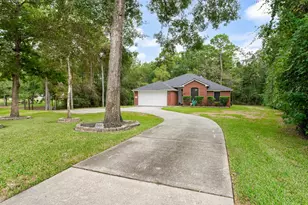 10244 Elmo Ct, Conroe, TX 77302 - Photo 2