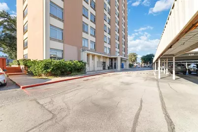 7520 Hornwood Drive 207W, Houston, TX 77036 - Photo 20