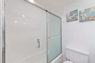 7520 Hornwood Dr 207W, Houston, TX 77036 - Photo 16