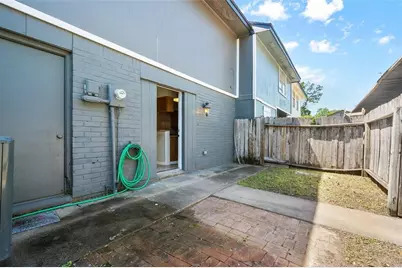 328 S 2nd Street #330, Alvin, TX 77511 - Photo 20