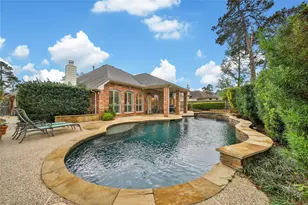 1833 Pembrook Cir, Conroe, TX 77301 - Photo 2