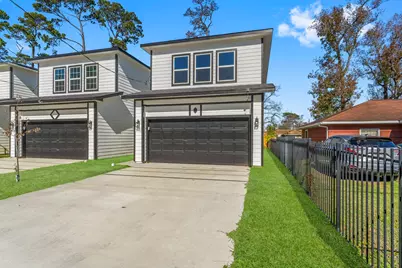 8161 Crestview Drive, Houston, TX 77028 - Photo 1