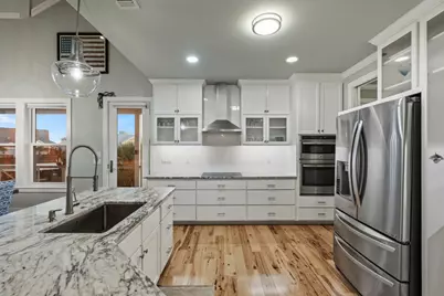 4008 Isla Del Sol, Galveston, TX 77554 - Photo 10