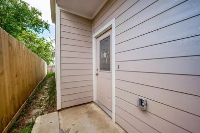 4741 Bricker Street, Houston, TX 77033 - Photo 4