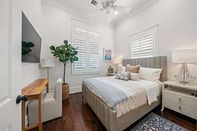 2622 E Seaside Drive, Galveston, TX 77550 - Photo 32