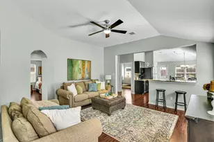 115 Dove Ct, Navasota, TX 77868 - Photo 4