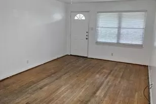 9721 Foredale St, Houston, TX 77075 - Photo 2