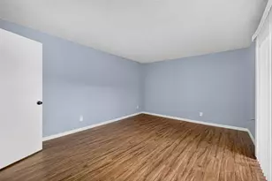 880 Tully Rd, Houston, TX 77079 - Photo 32